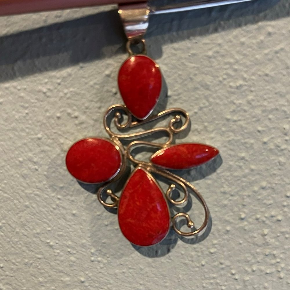 Carnelian pendant